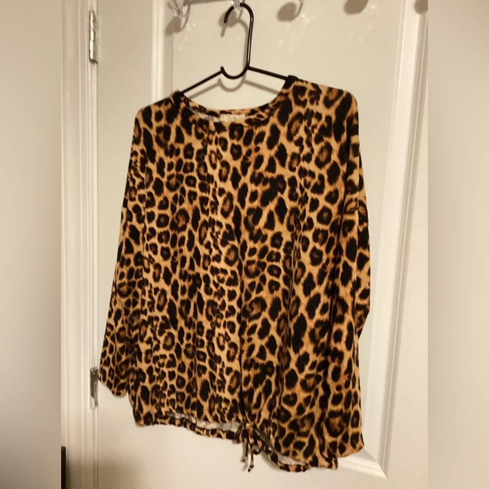 Olivia Rae Sleepwear Set Large Cheetah Print